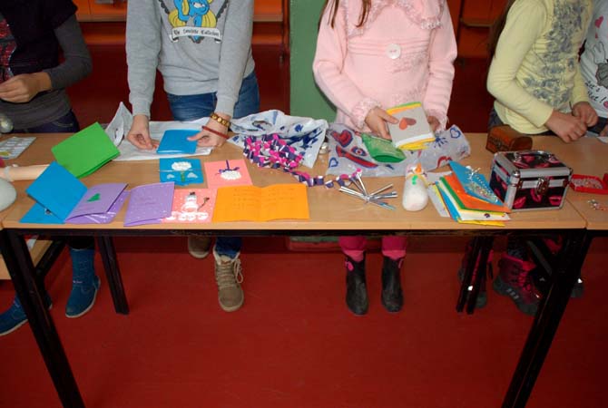 Karácsonyi vásár a Zmaj iskolaában 2015. december 22. képek